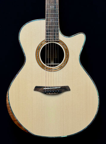 Furch - Red Deluxe - Grand Auditorium - Alpine Spruce Top - Rose Wood Back & Sides - LR Baggs SPA - Hiscox OHSC