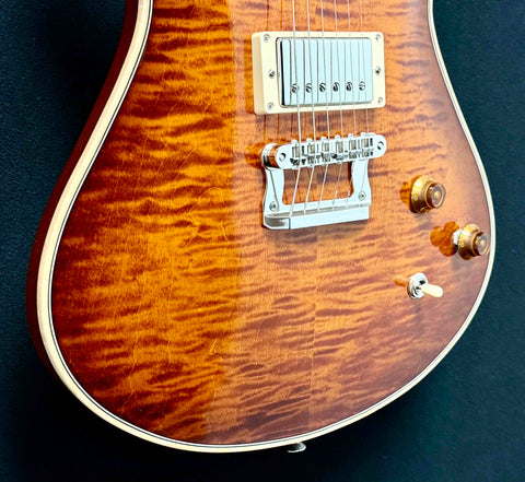 Knaggs Guitars - Influence Series - Keya - Aged Scotch - Gloss Nitro Finish - T2 Maple/Mahogany Body - Mahogany Neck - East Indian Rose Wood Fret Board - Lollar Imperial K Pickups - Nickel Hardware - Gold Knobs - OHSC