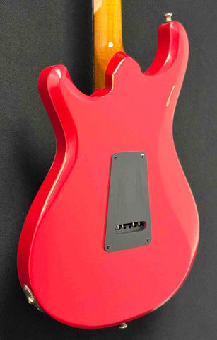 Knaggs Guitars - Severn Trem - SSS - Relic - Ferarri Red - Alder Body - Maple Neck - Seymour Duncan ATX-K Pickups - Gotoh Tuners - OHSC - Call for Best Price !!!