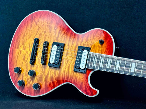 Dean Guitars - Select - Thoroughbred - Quilt Top - Trans Cherry Sunburst