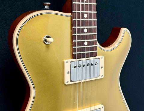 Knaggs Guitars - Kenai - Gold Top - Nickel Hardware - Knaggs Influence Bridge - Bare Knuckle Mule pickups - OHSC