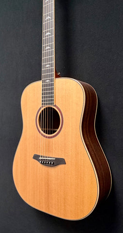 Furch - Orange - Dreadnought - Sitka Spruce top - Rose Wood back and sides - Hiscox OHSC