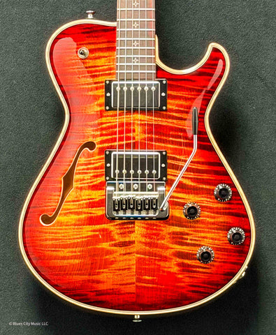 Knaggs Guitars - Influence Kenai - Hollowbody - T1 Maple Top - Fire - Gloss Nitro - R/W Fret Board - Nickel Hardware - Tremolo - OHSC