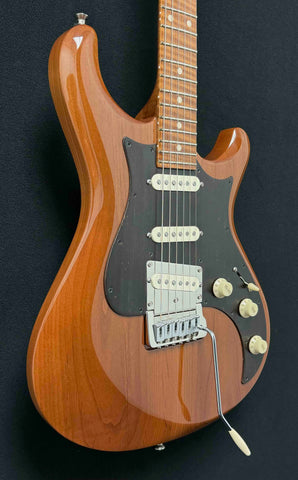 Knaggs Guitars - Severn - T1 Roasted Alder Body - T1 Roasted Maple Neck and Headstock - Brazilian Rose Wood Fretboard - Gotoh Tuners - Fralin Blues Special Pickups - OHSC